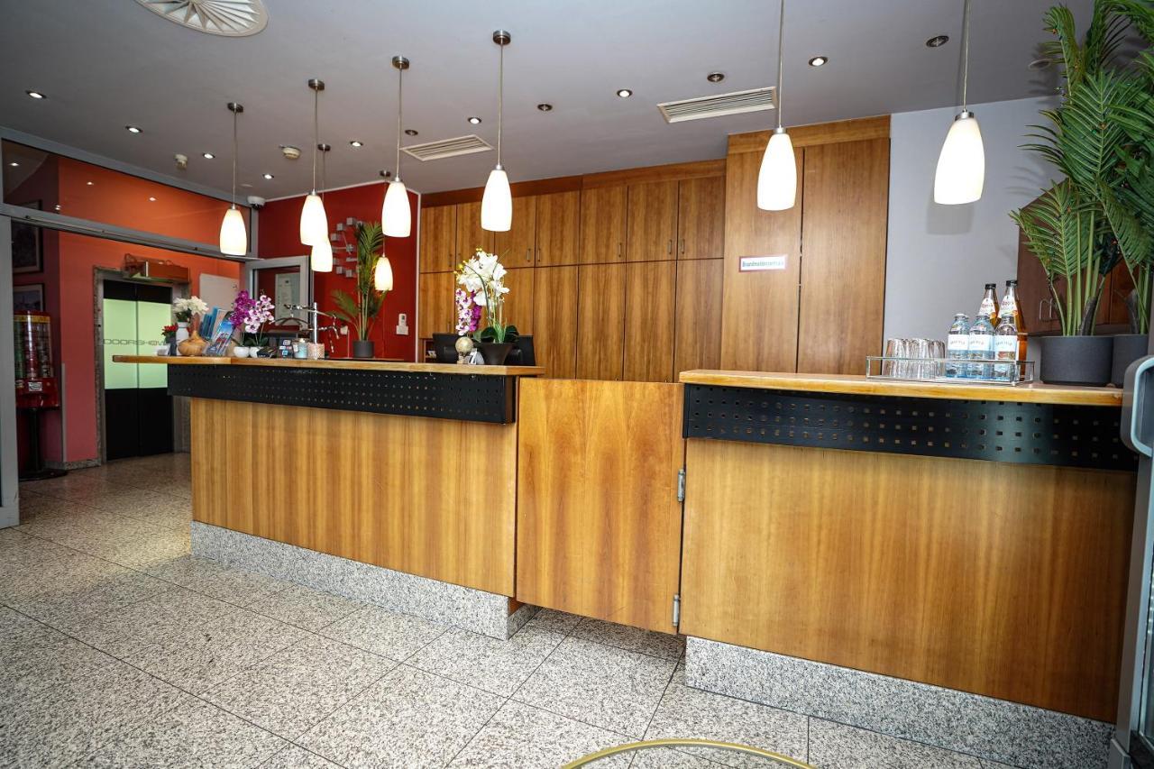 Hotel Miramar Am Roemer Франкфурт-на-Майне Экстерьер фото