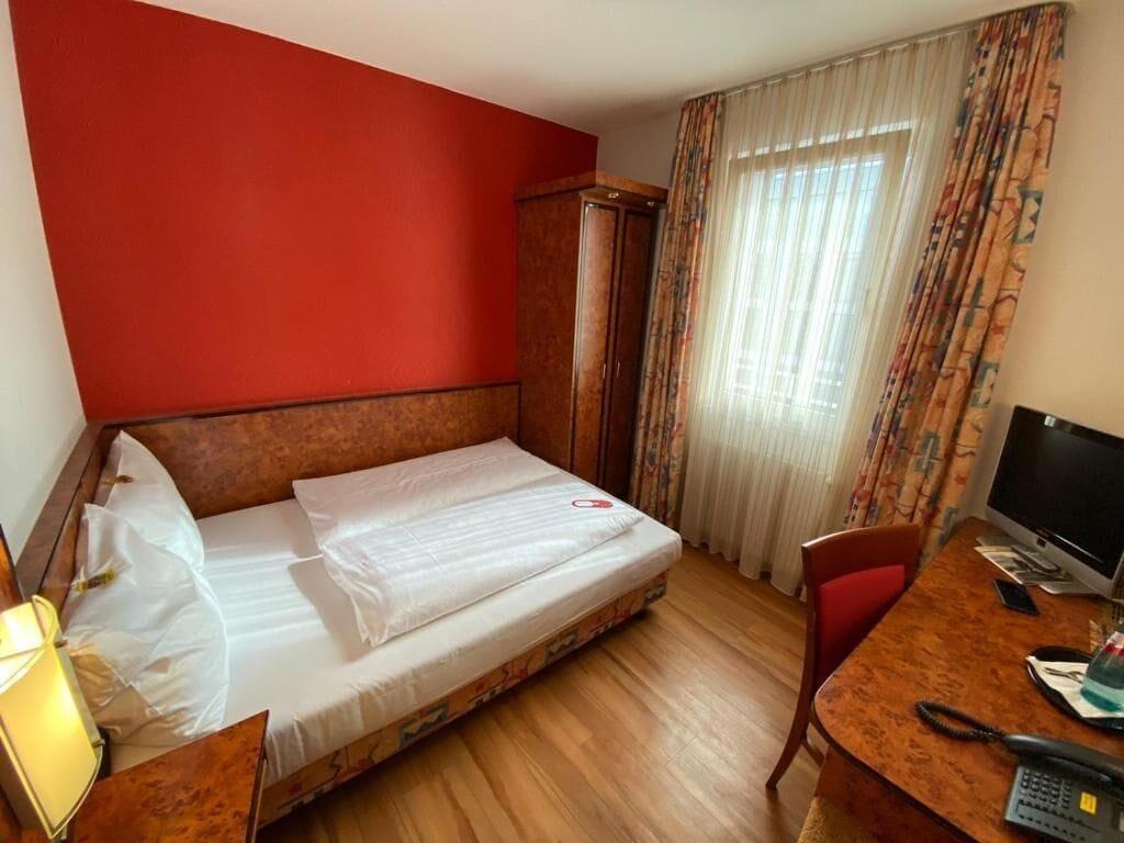 Hotel Miramar Am Roemer Франкфурт-на-Майне Экстерьер фото